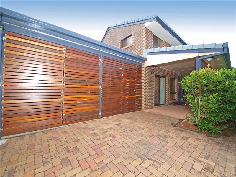 33 TANAGER STREET, Albany Creek QLD 4035