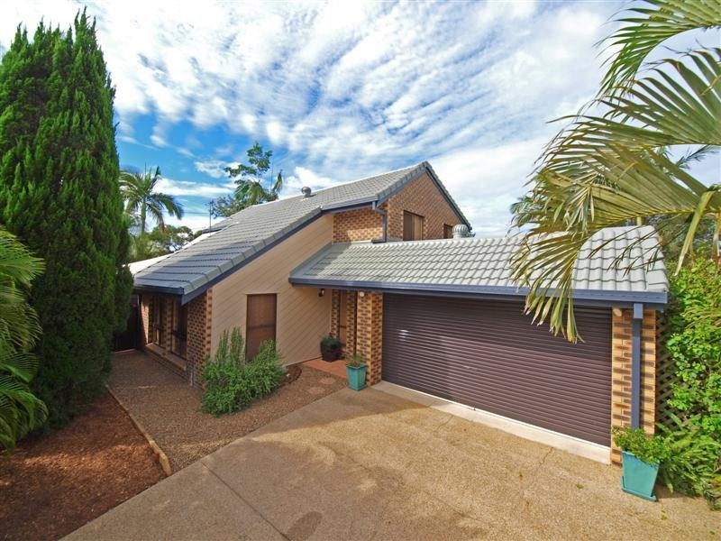 33 TANAGER STREET, Albany Creek QLD 4035