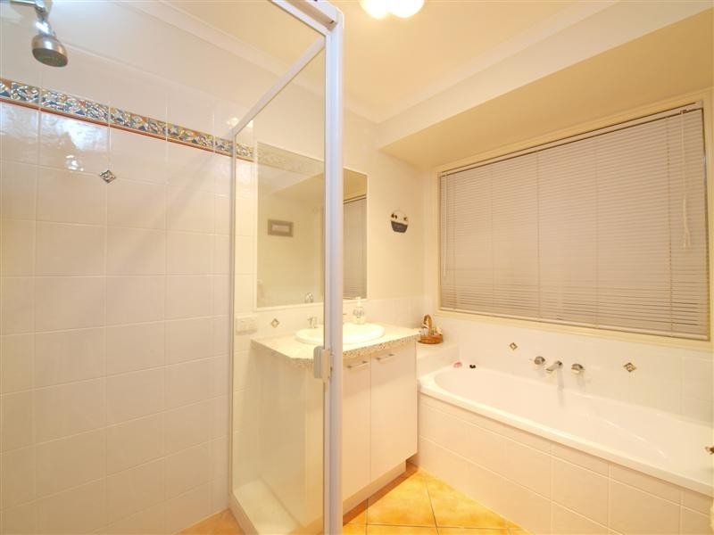 48  BOONDOOMA CIRCUIT, Albany Creek QLD 4035