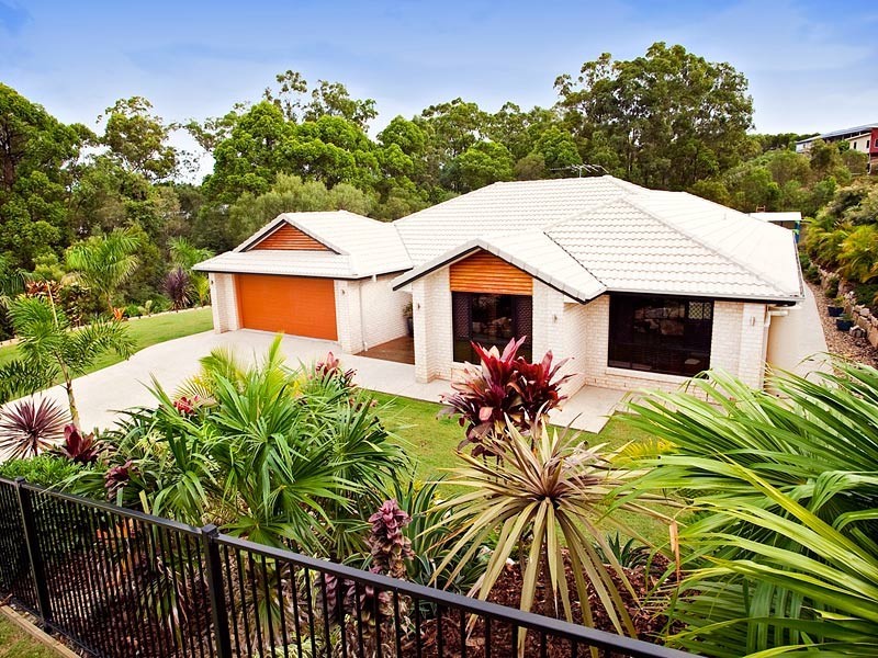 4 Bramwell Court, Cashmere QLD 4500