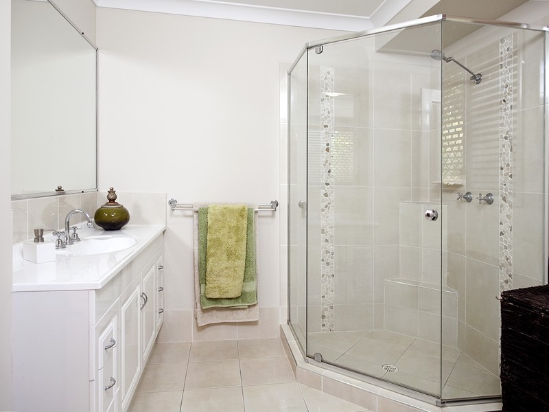 4 Bramwell Court, Cashmere QLD 4500