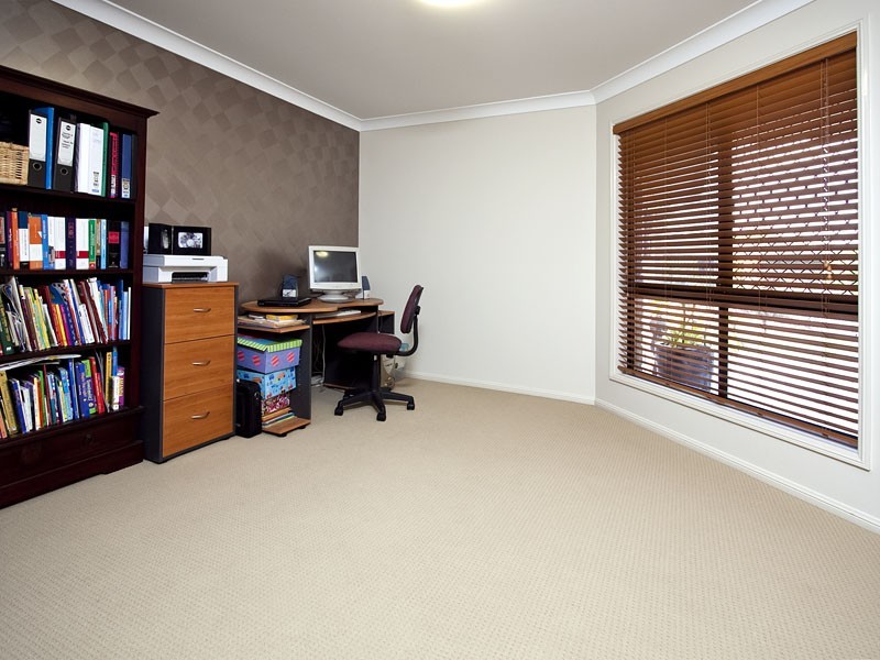 4 Bramwell Court, Cashmere QLD 4500