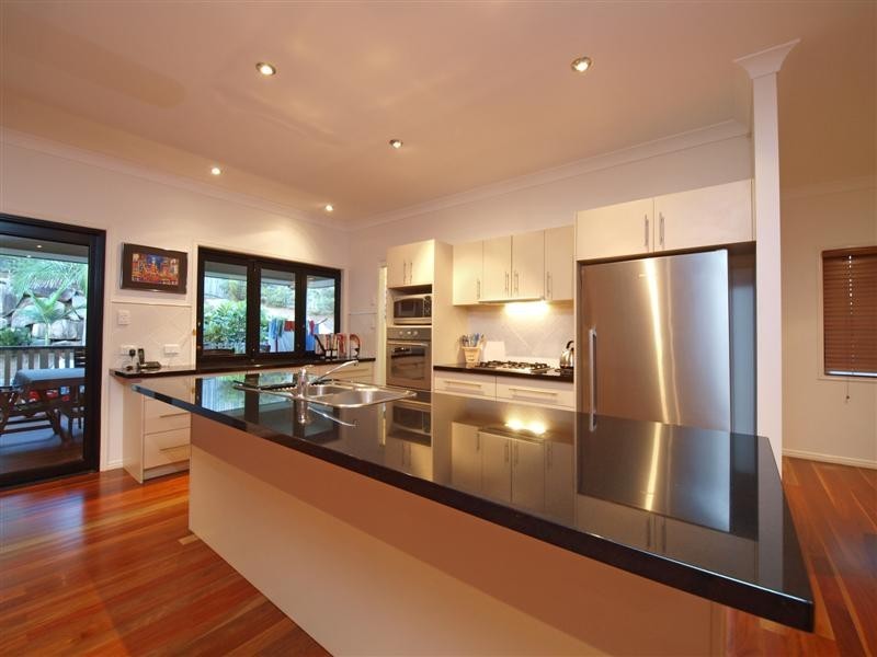 151 Saraband Drive, Eatons Hill QLD 4037