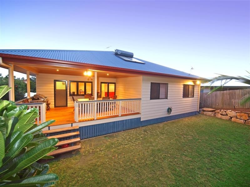 151 Saraband Drive, Eatons Hill QLD 4037