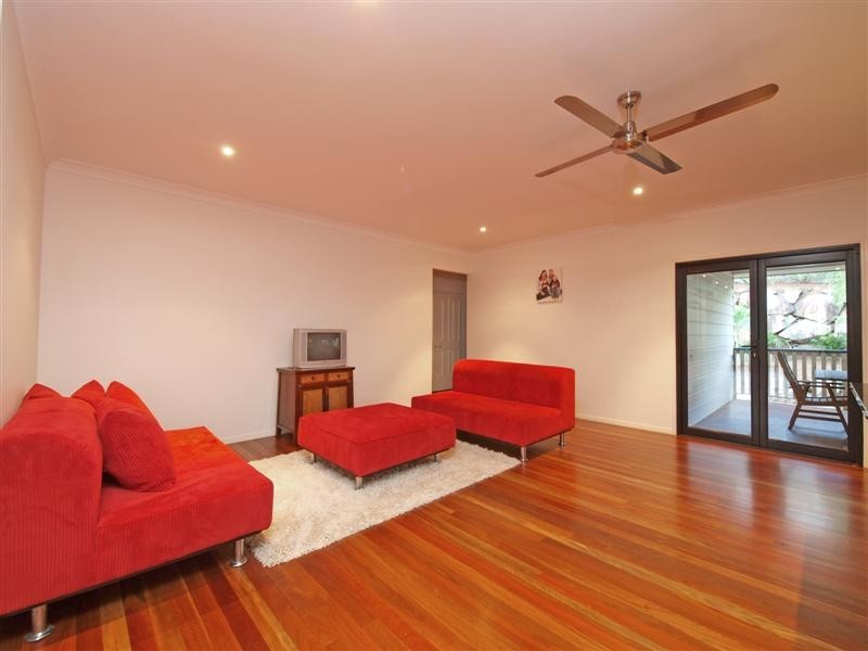 151 Saraband Drive, Eatons Hill QLD 4037