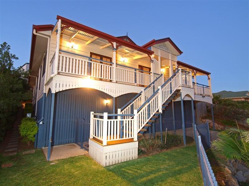 151 Saraband Drive, Eatons Hill QLD 4037