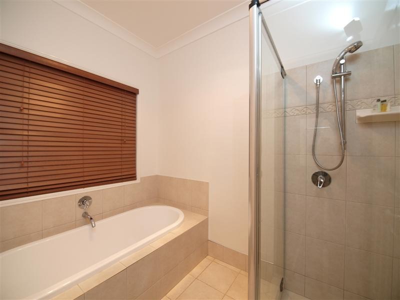 151 Saraband Drive, Eatons Hill QLD 4037