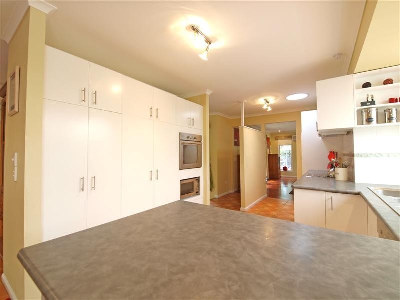 7 DRAPERS ROAD, Eatons Hill QLD 4037