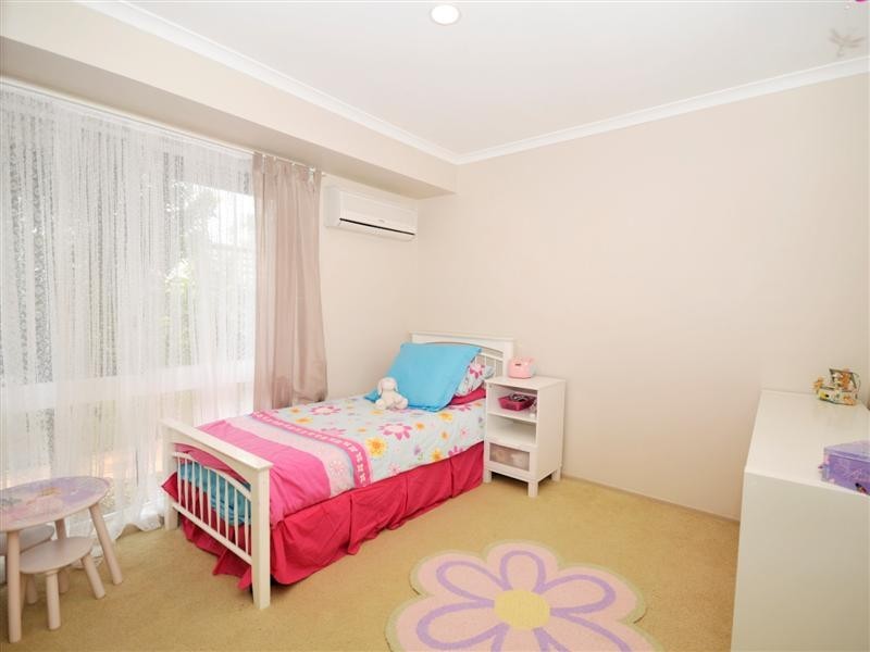 15 The Boulevard, Albany Creek QLD 4035