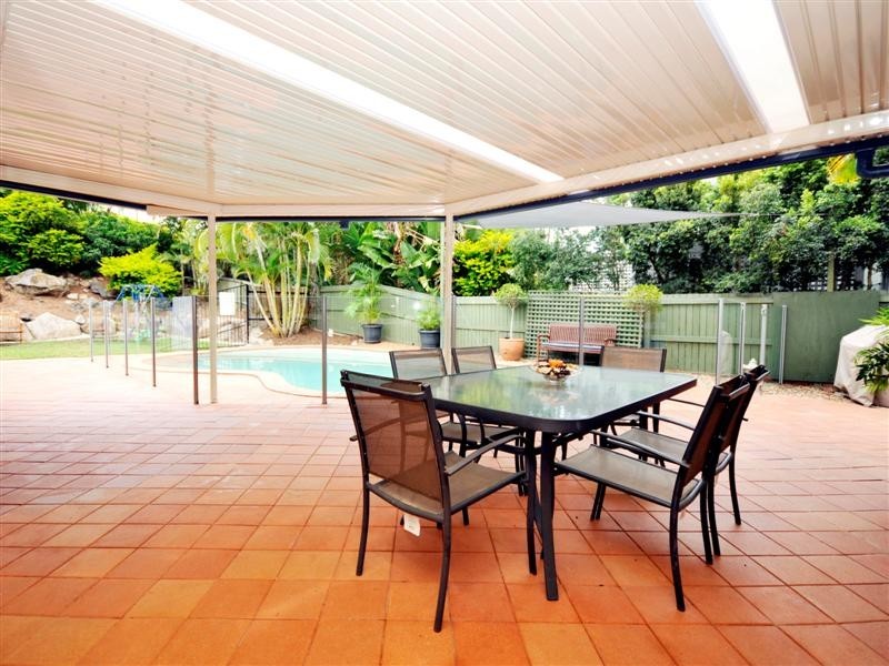 15 The Boulevard, Albany Creek QLD 4035
