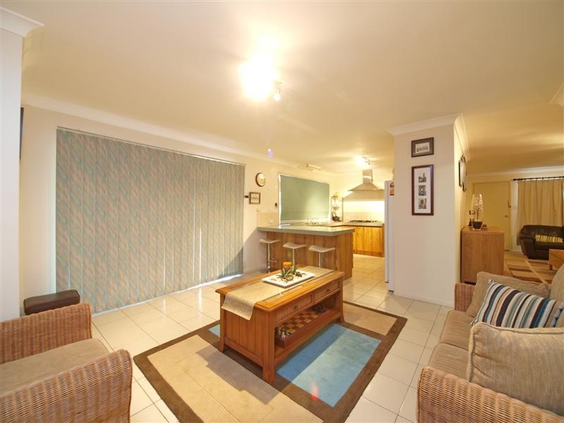 35 TARCOOLA AVENUE, Ferny Hills QLD 4055