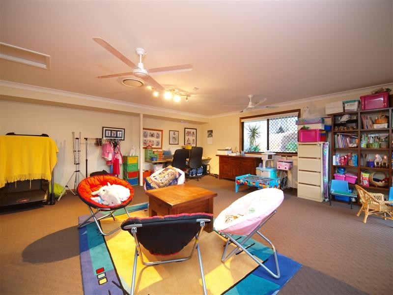 26 Pardalote Place, Cashmere QLD 4500