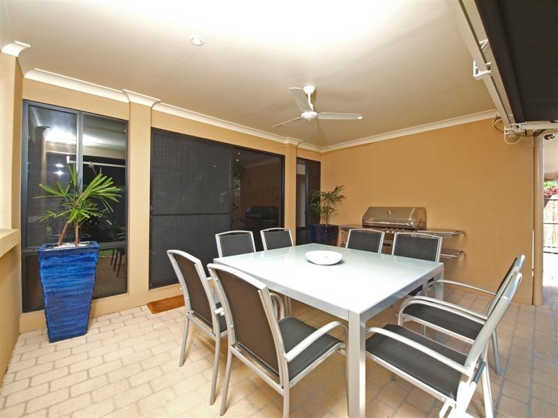 186  Saturn Crescent, Bridgeman Downs QLD 4035