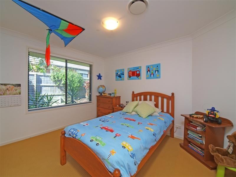186  Saturn Crescent, Bridgeman Downs QLD 4035
