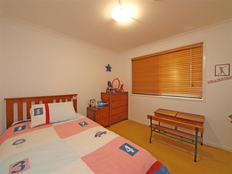 186  Saturn Crescent, Bridgeman Downs QLD 4035