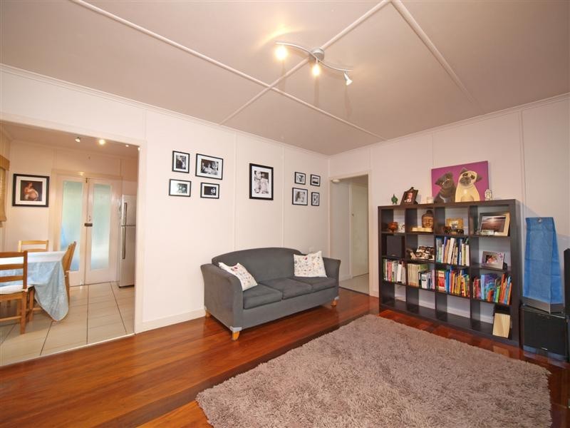 4 Crofton Street, Geebung QLD 4034