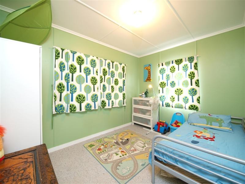 4 Crofton Street, Geebung QLD 4034