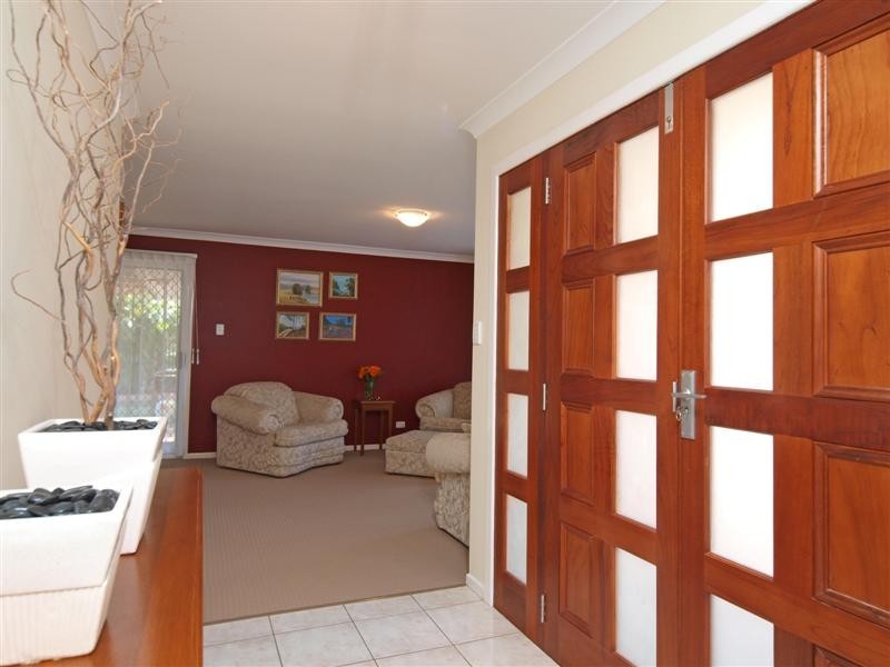 18 Cowrie Parade, Albany Creek QLD 4035