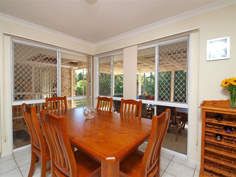18 Cowrie Parade, Albany Creek QLD 4035