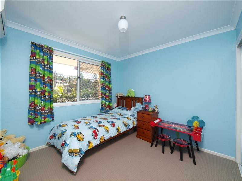 18 Cowrie Parade, Albany Creek QLD 4035