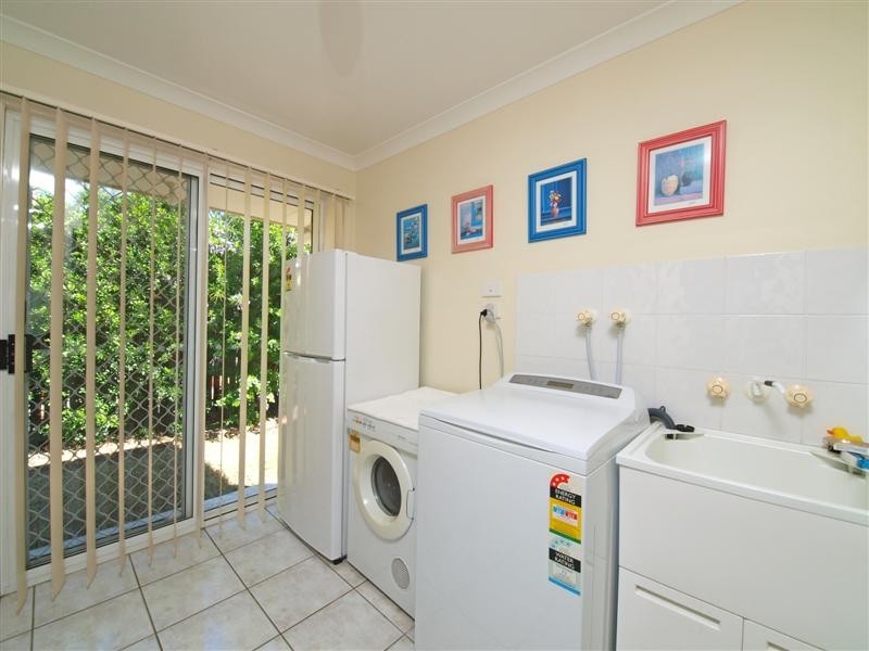 18 Cowrie Parade, Albany Creek QLD 4035