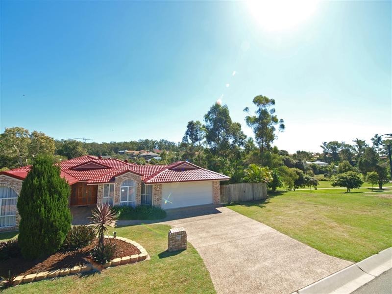 18 Cowrie Parade, Albany Creek QLD 4035