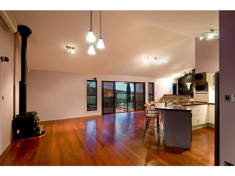 11 Correa Court, Cashmere QLD 4500
