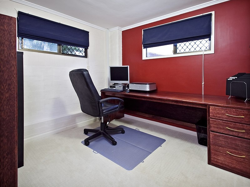 19 Alstonia Street, Arana Hills QLD 4054