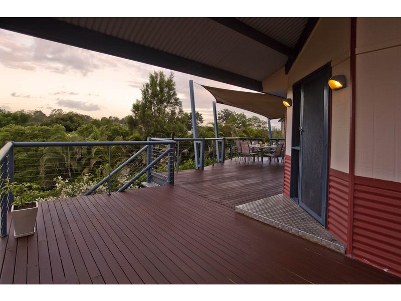 16 Midson St, Petrie QLD 4502