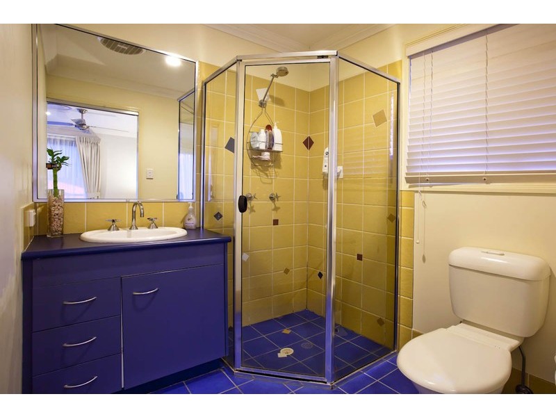 16 Midson St, Petrie QLD 4502