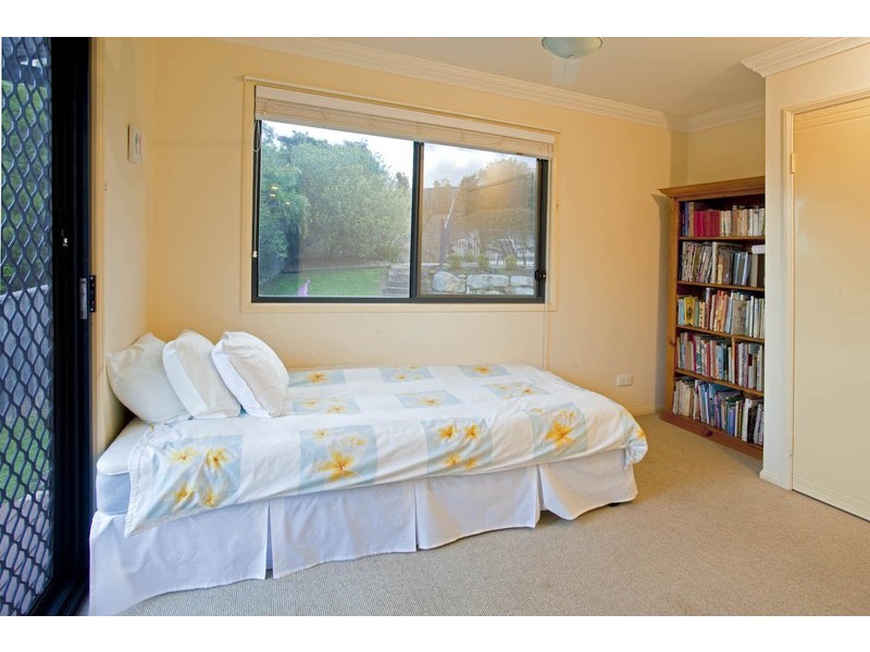 16 Midson St, Petrie QLD 4502