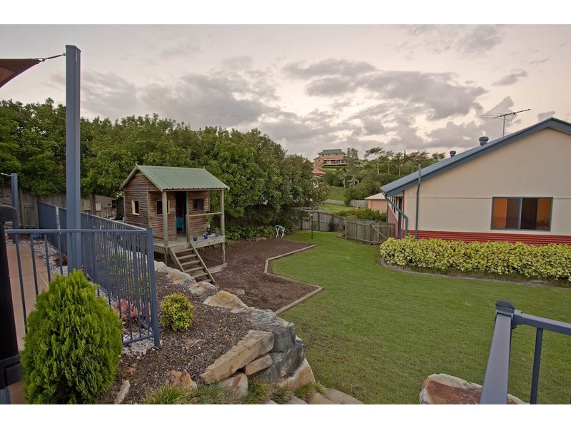16 Midson St, Petrie QLD 4502