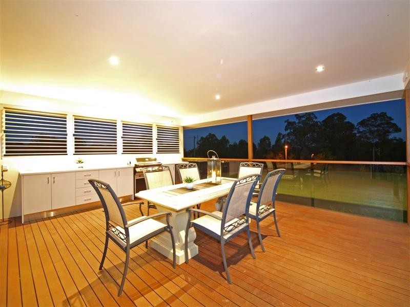 1 Ashleigh Court, Eatons Hill QLD 4037