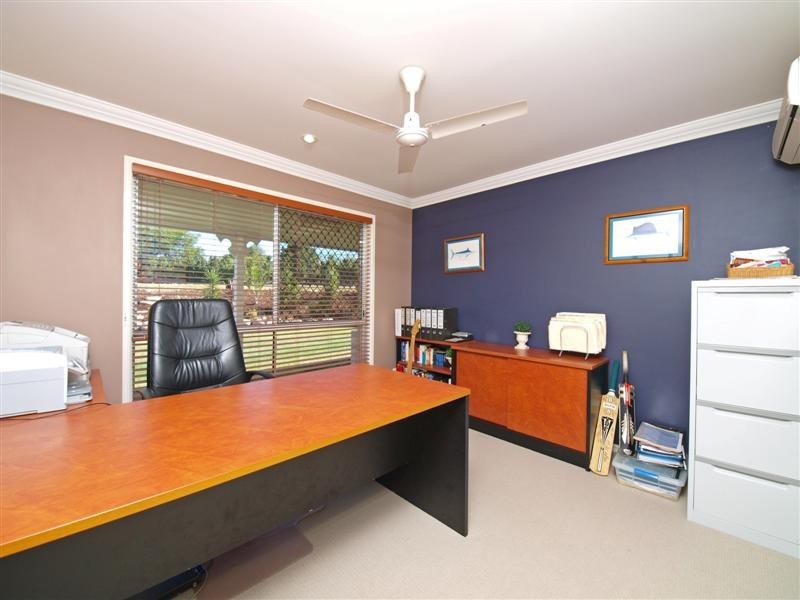 1 Ashleigh Court, Eatons Hill QLD 4037