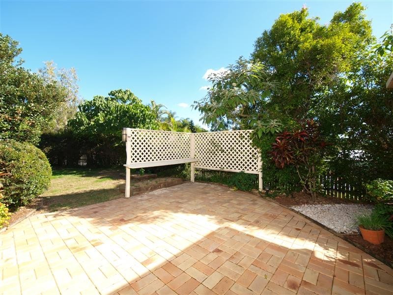 25 Chisholm Court, Albany Creek QLD 4035