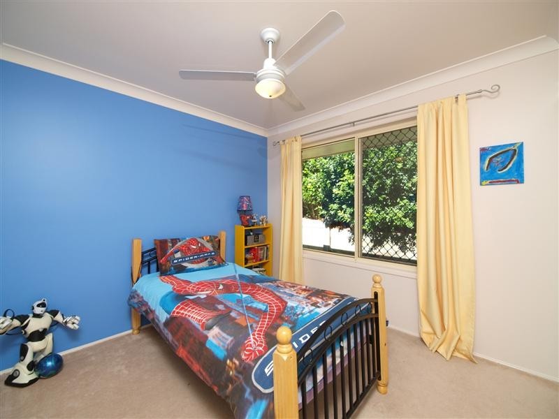 18 Pardalote Place, Cashmere QLD 4500