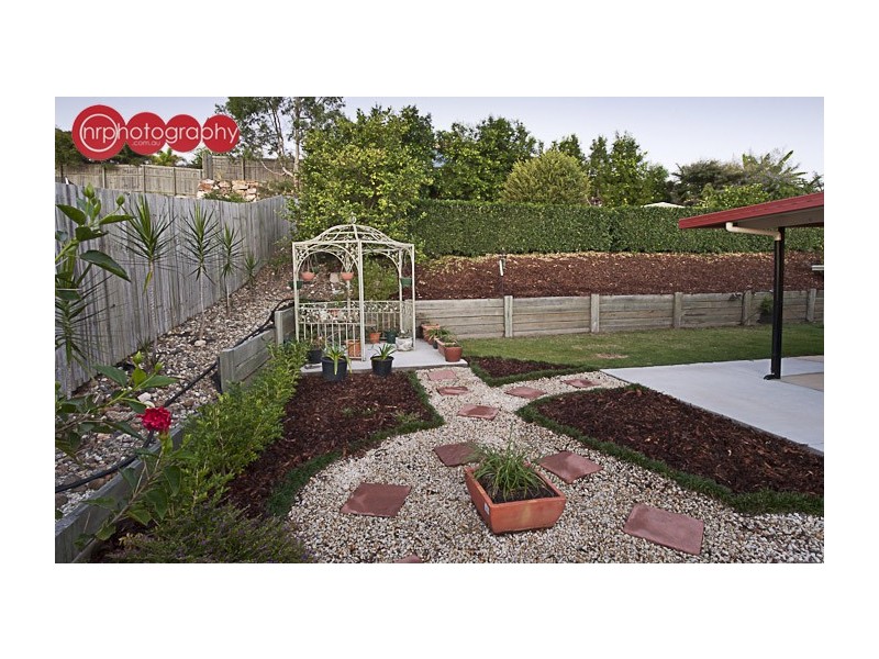 18 Pardalote Place, Cashmere QLD 4500