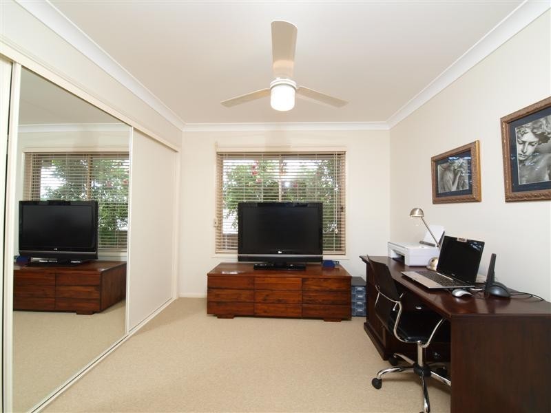 77 Faheys Road West, Albany Creek QLD 4035