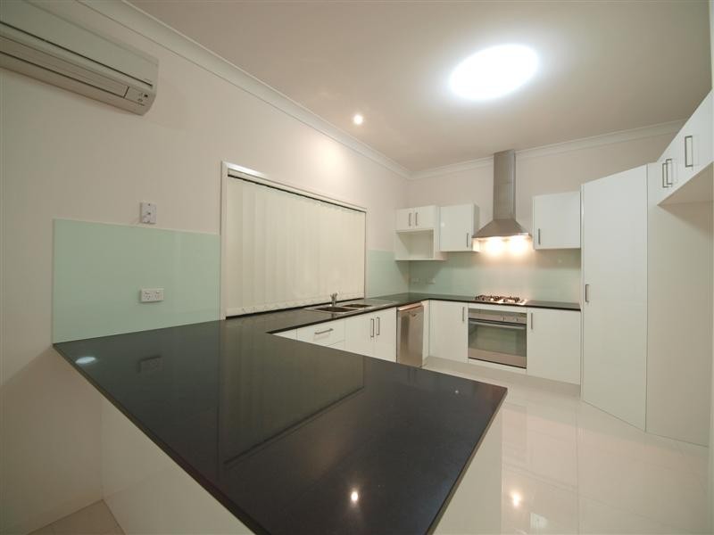 5 Sunbeam Court, Eatons Hill QLD 4037