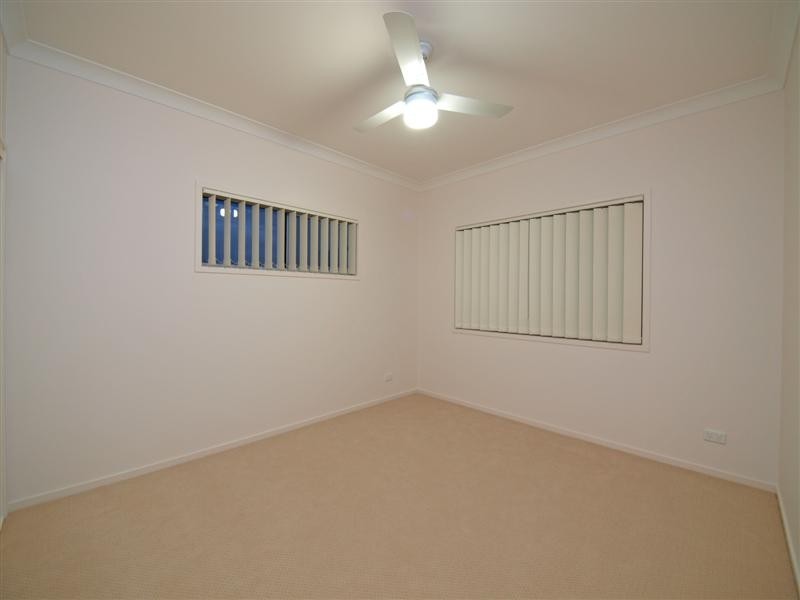 5 Sunbeam Court, Eatons Hill QLD 4037