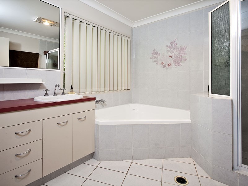 5 Dundas Court, Albany Creek QLD 4035