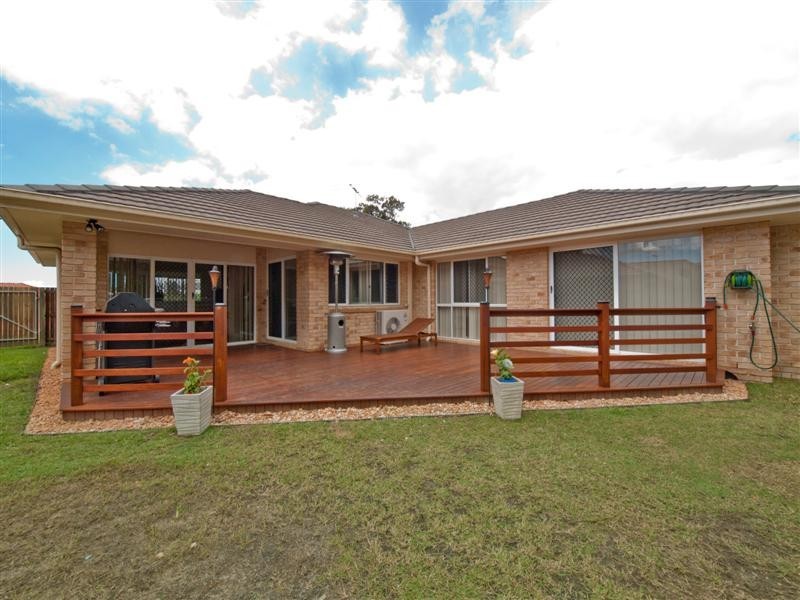 18 LINKS CR, Joyner QLD 4500