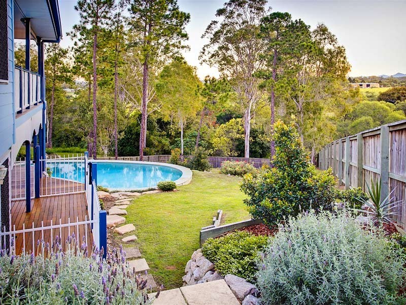 5 Chester Court, Petrie QLD 4502