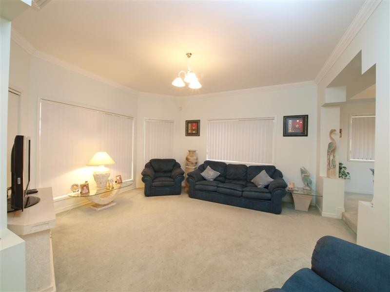 26 Voyager Circuit, Bridgeman Downs QLD 4035