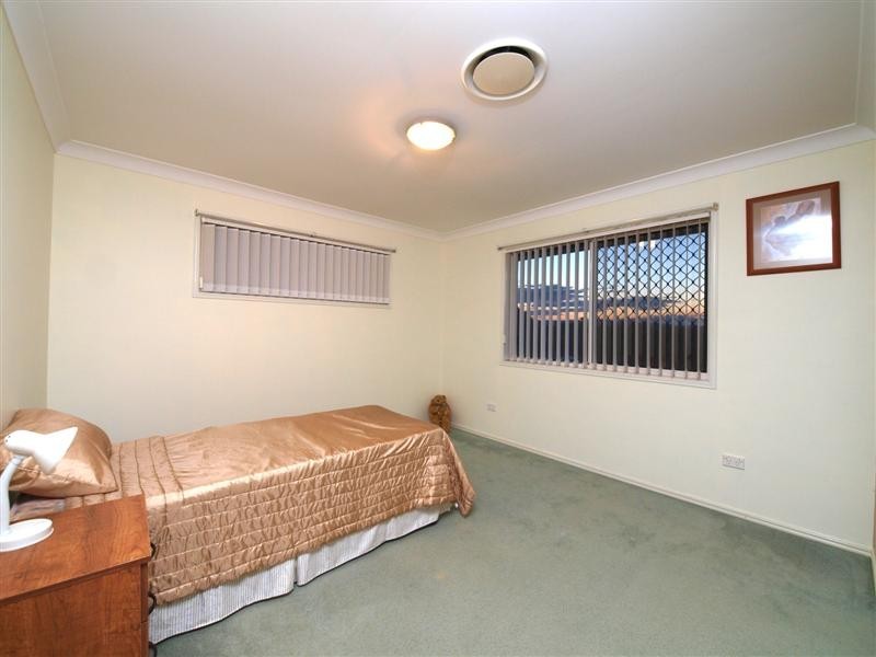 26 Voyager Circuit, Bridgeman Downs QLD 4035