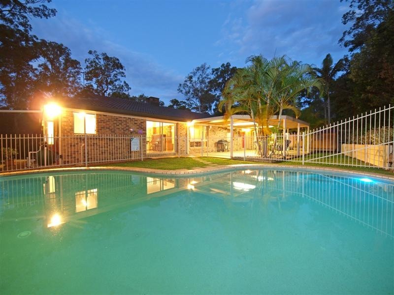 20 Hidden Valley Drive, Eatons Hill QLD 4037