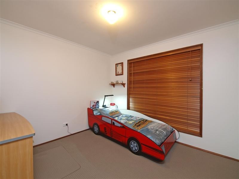 20 Hidden Valley Drive, Eatons Hill QLD 4037