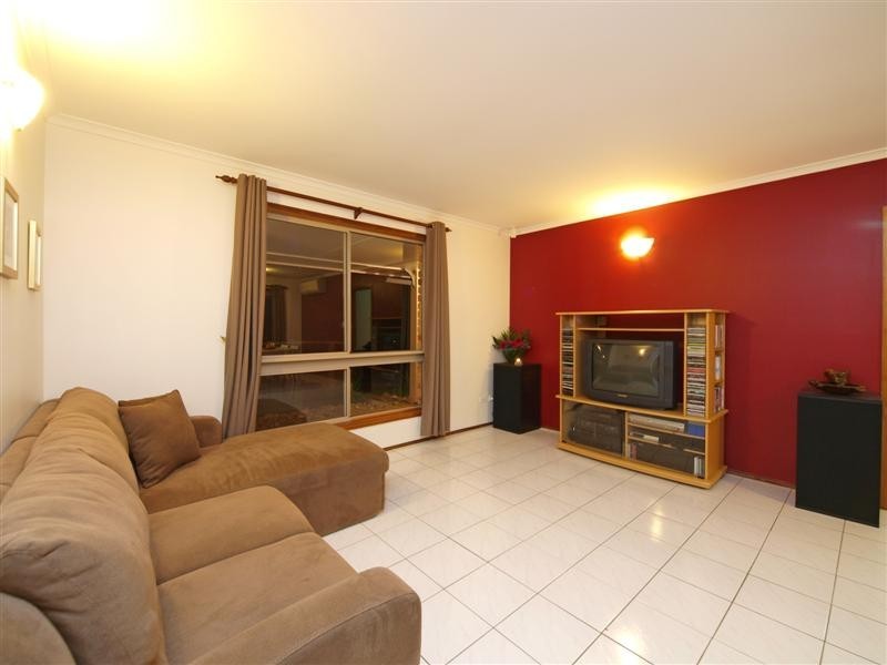 20 Hidden Valley Drive, Eatons Hill QLD 4037