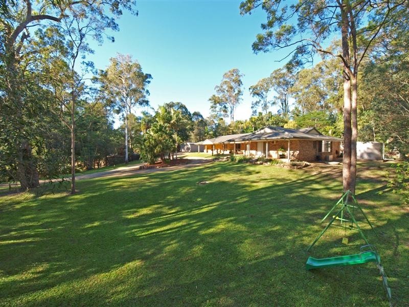 20 Hidden Valley Drive, Eatons Hill QLD 4037