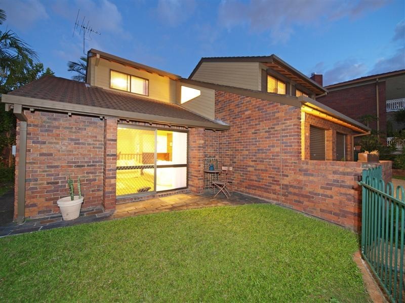 35 Hagman Street, Stafford Heights QLD 4053